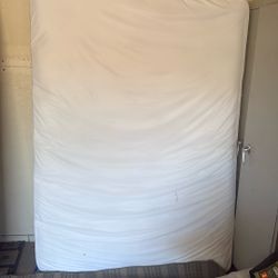 Free Full Matress and Box Spring