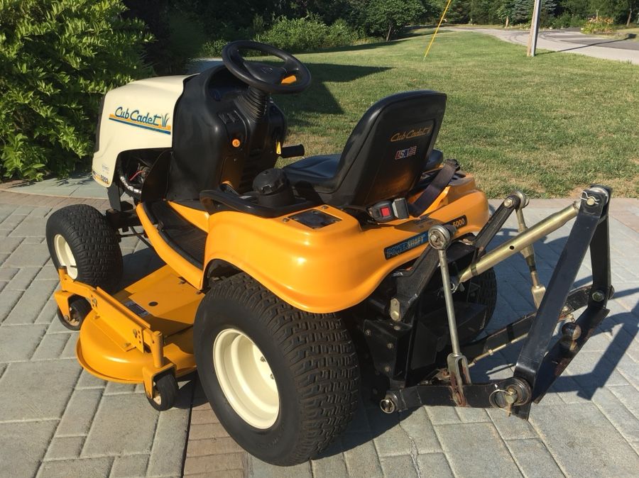Cub Cadet 5252 Tractor 60” Deck **Delivery Available** for Sale in