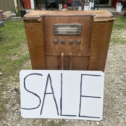 Antique radio