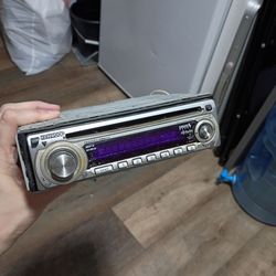Kenwood KDC-MP228 CD