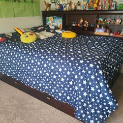 Bunk beds whit storage and 3 drawers