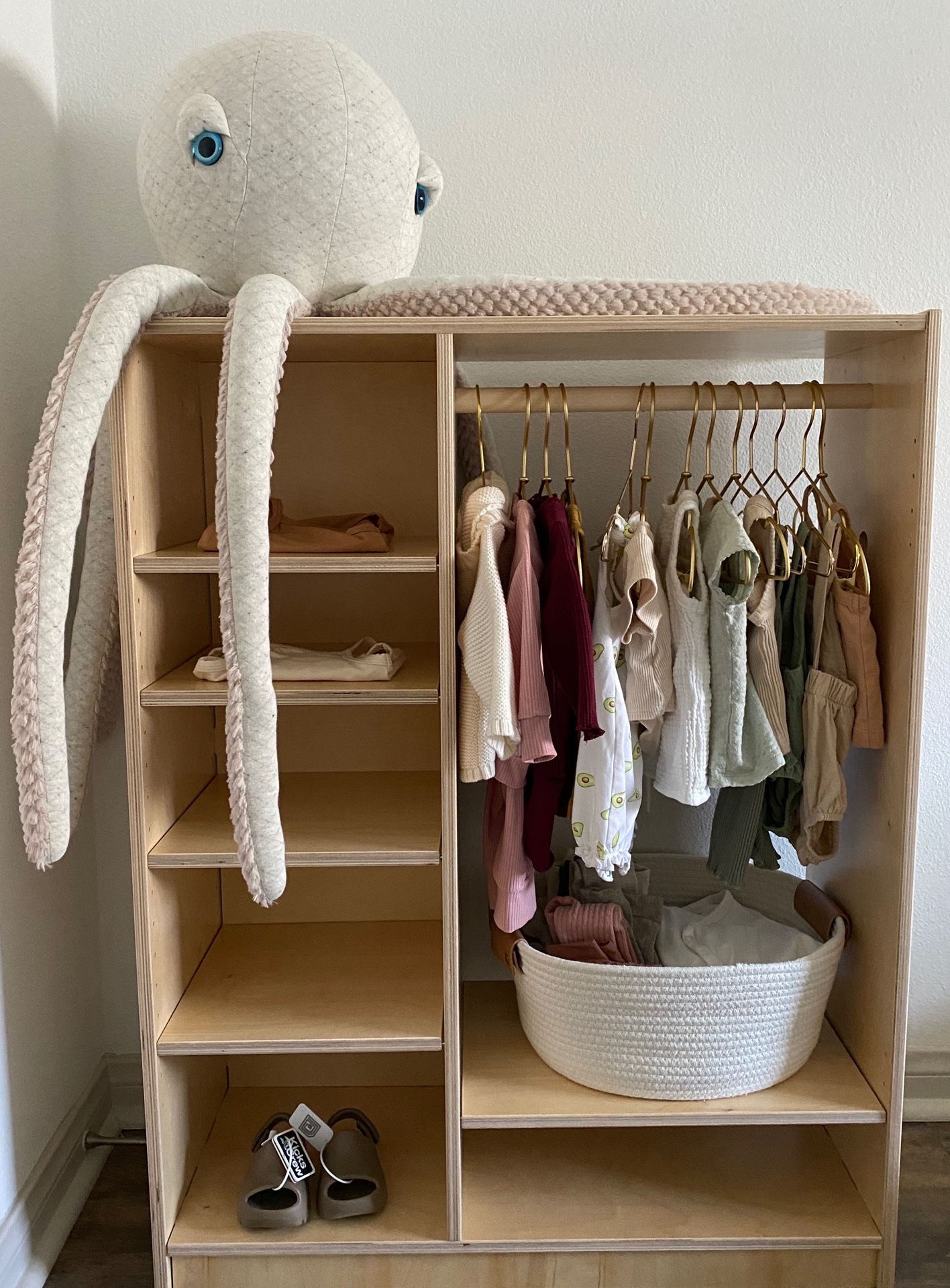Montessori sprout Kid Children Wardrobe 