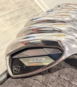 Wilson Staff D9 Iron Set