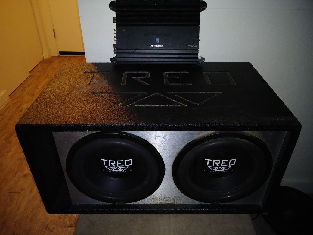 Treo 12's and Alpine bass amp