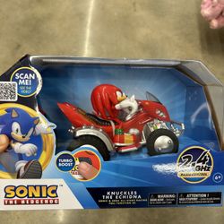 NWT limited edition Knuckles the Echidna RC Vehicle