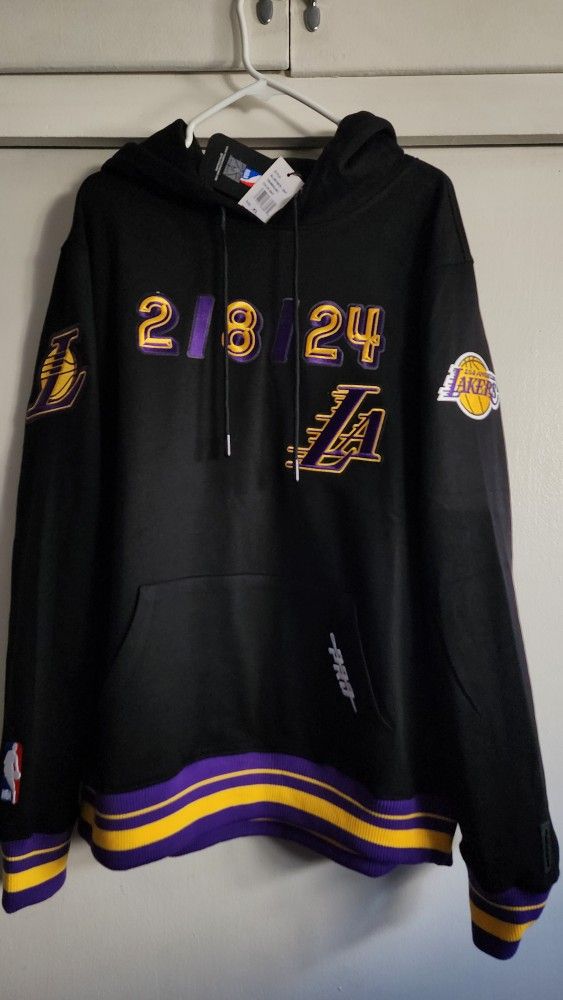 2/8/24 Legacy Collection Lakers Kobe Bryant City of Angels Ltd. Edition Hoodie