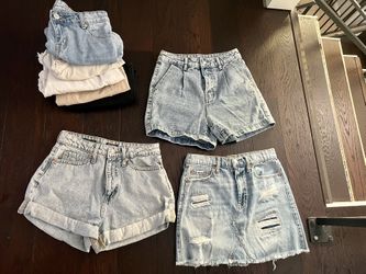 Girls/womens Shorts