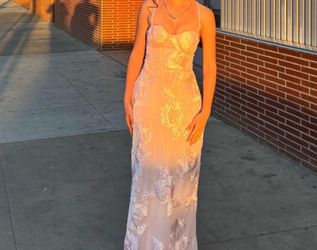 Used prom dress