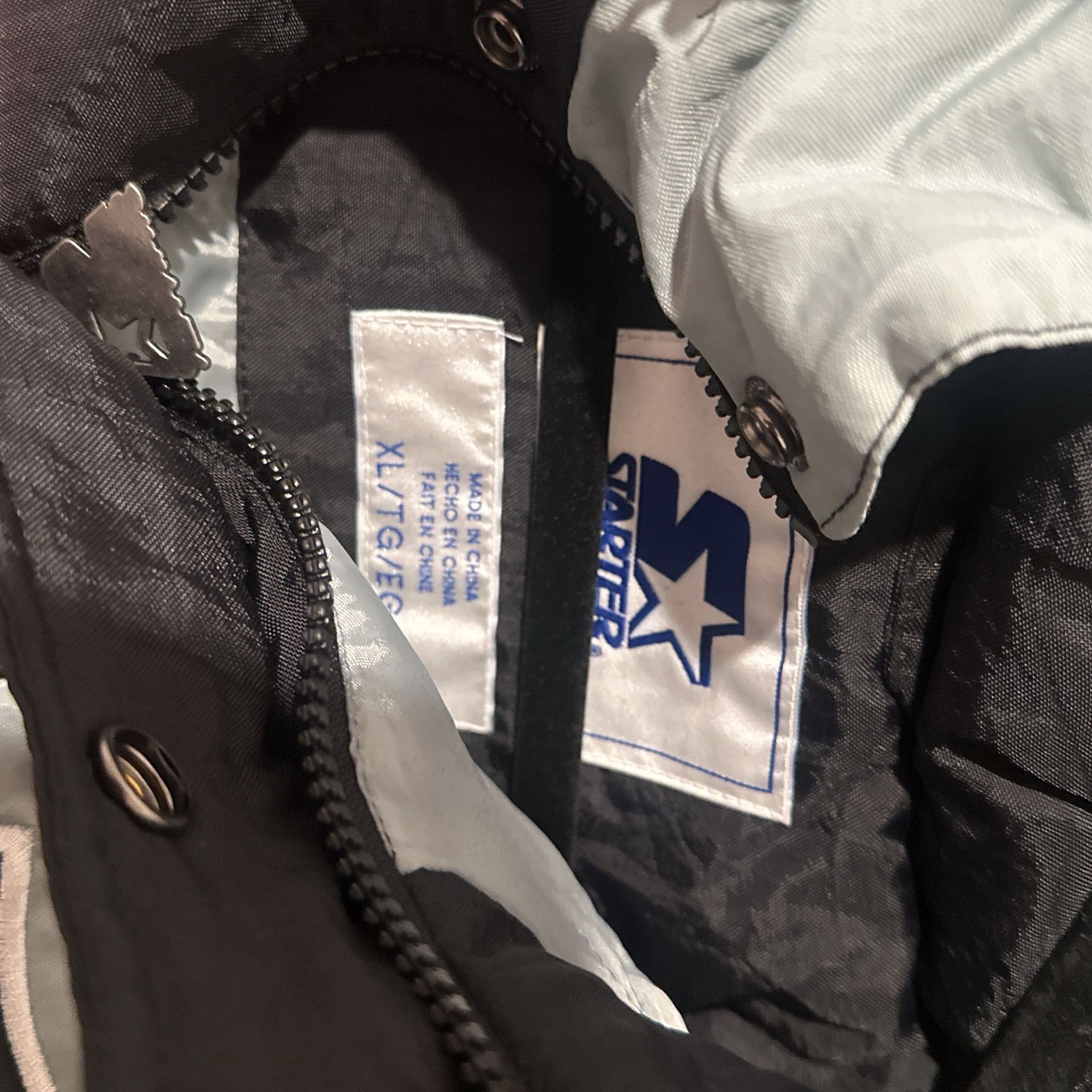 XL Raiders Jacket Fan shop