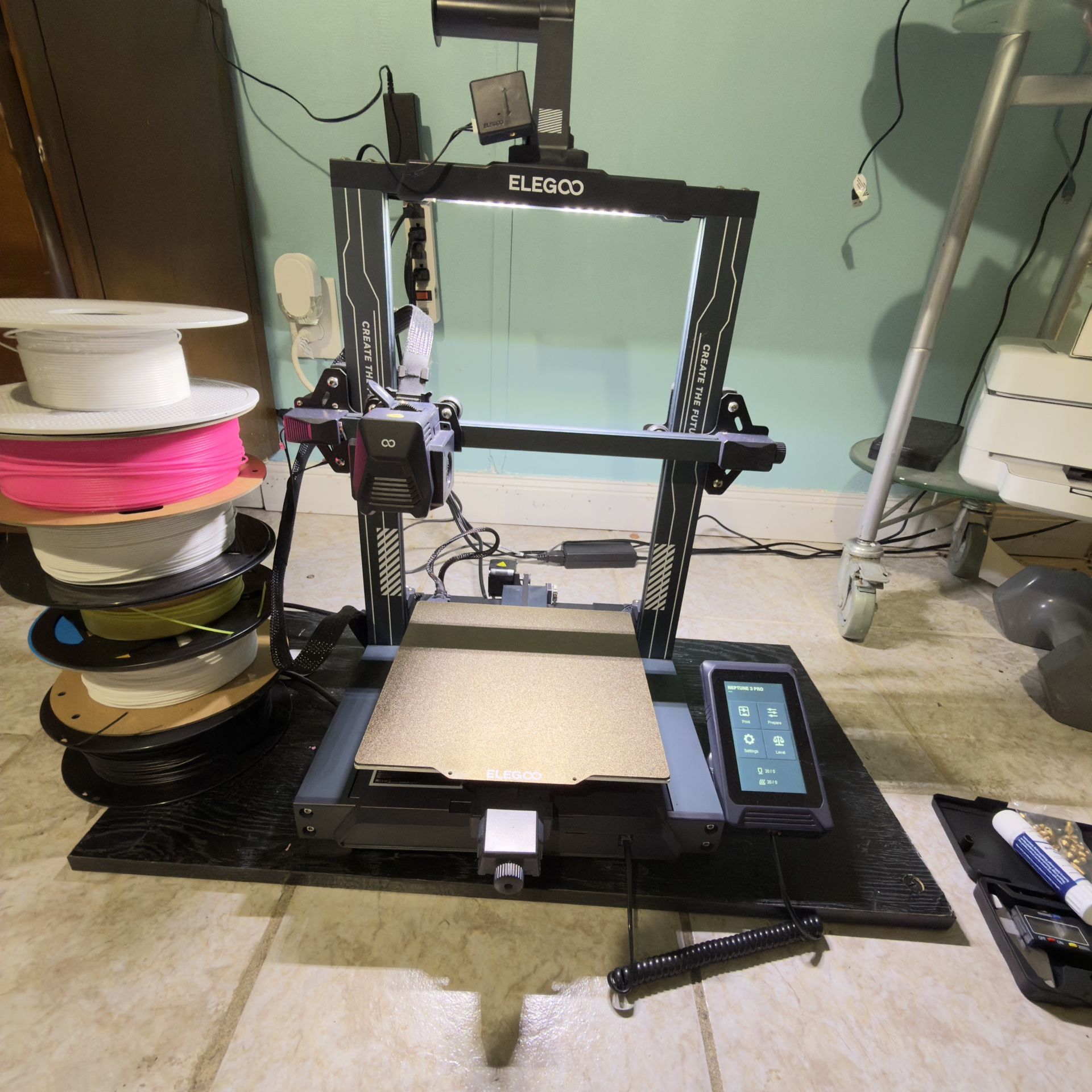 3D Printer With Self Leveling Print Bed
