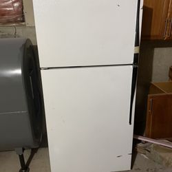 Fridge And Freezer Combo 