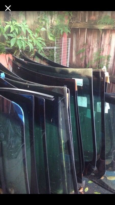 Auto glass