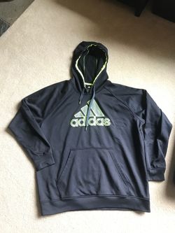 Men’s Black Adidas dri fit hoodie (Great condition)