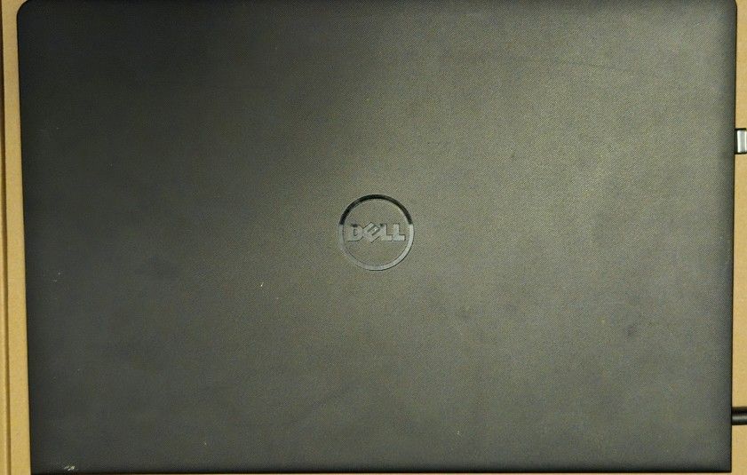 Dell Inspiron 15 3558 CORE i3 Intel HD Graphics 10GB Ram 917GB HDD
