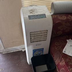 2 Air Conditioners And Humidifier 
