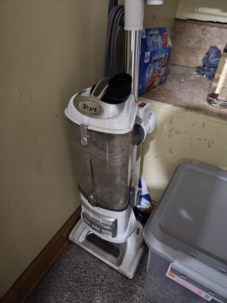SHARK Navigator Vacuum