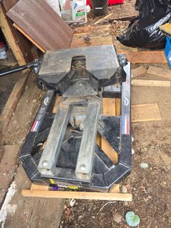 Pull Rite 5th wheel hitch