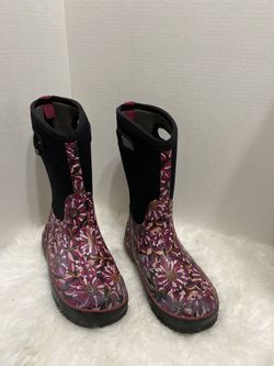 Youth Bogs Rainboots size 6