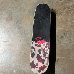 Skate board