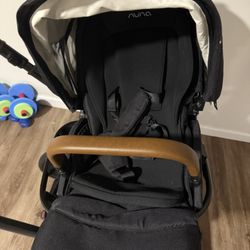 Nuna mixx next Stroller With car seat adapter