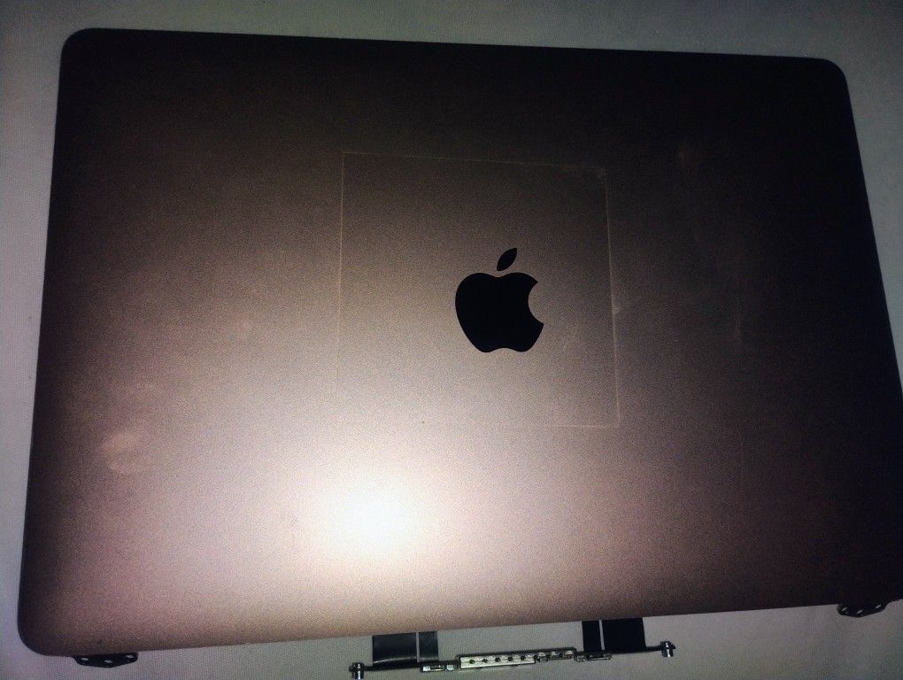 Apple Mac Book Screen Replacement