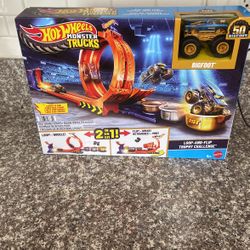 Hot Wheels MONSTER TRUCKS