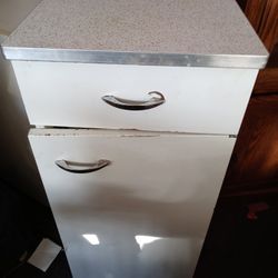 Nice Multiple Purpose Cabinet $40 Pick Up $15 Delivery Milwaukee!!
