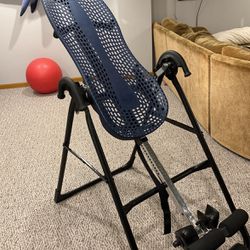 Teeter Hang UPS Inversion Table. Back Pain Relief 