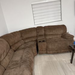 Recliner Sectional