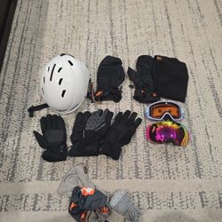 Snowboard Helmet Goggle Set