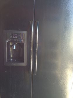 Ge black refrigerator