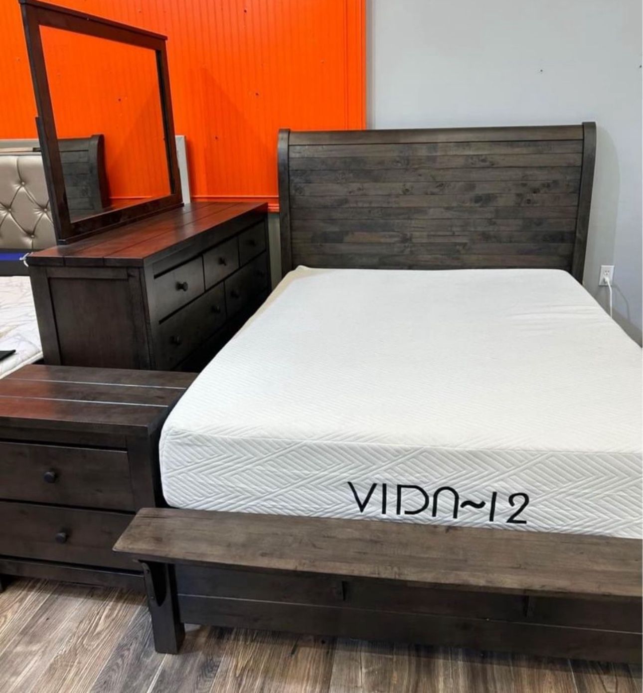 BEAUTIFUL NEW PETER QUEEN BEDROOM SET ON SALE ONLY $899. KING SET $999. IN STOCK SAME DAY DELIVERY 🚚 EASY FINANCING