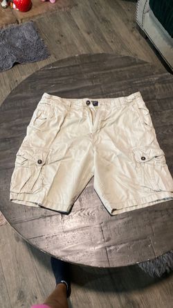 American eagle cargo shorts size 36