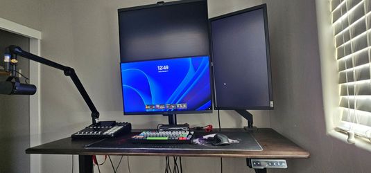 BenQ PD2700U 27-Inch LCD Monitor