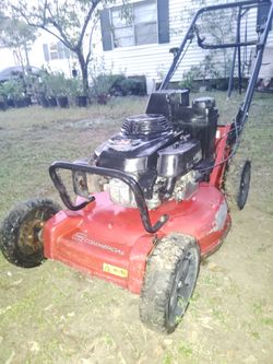 Toro Commercial 21 pulgadas Modelo 2021 lista para el jale
