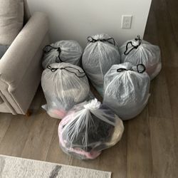 Women’s clothes 
