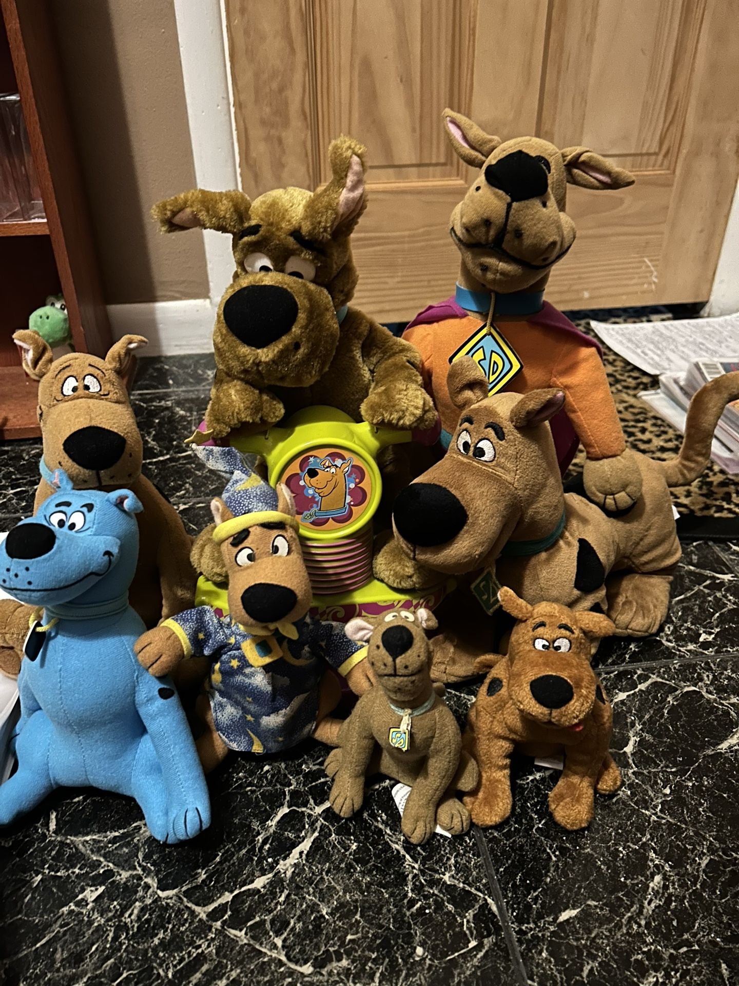 8 Various Scooby Doo Plushies