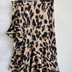 Brand new leopards front ruffle satin skirt size L