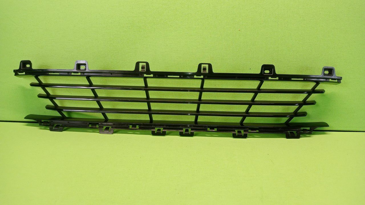 2019 - 2021 BMW 330i Front Bumper Cover Grille OEM All tabs