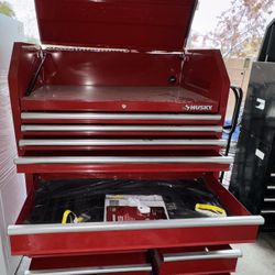 Husky 42 in. 12-Drawer 24.5 in. Deep Tool Chest/Rolling Cab Set Gloss Red ( READ DESCRIPTION)