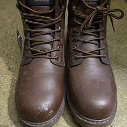 Steel toe work boots