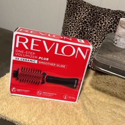 Volumizer Plus Heated Brush 