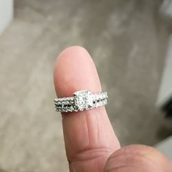 14 Kt White Gold Bridal Set Women's Ring 