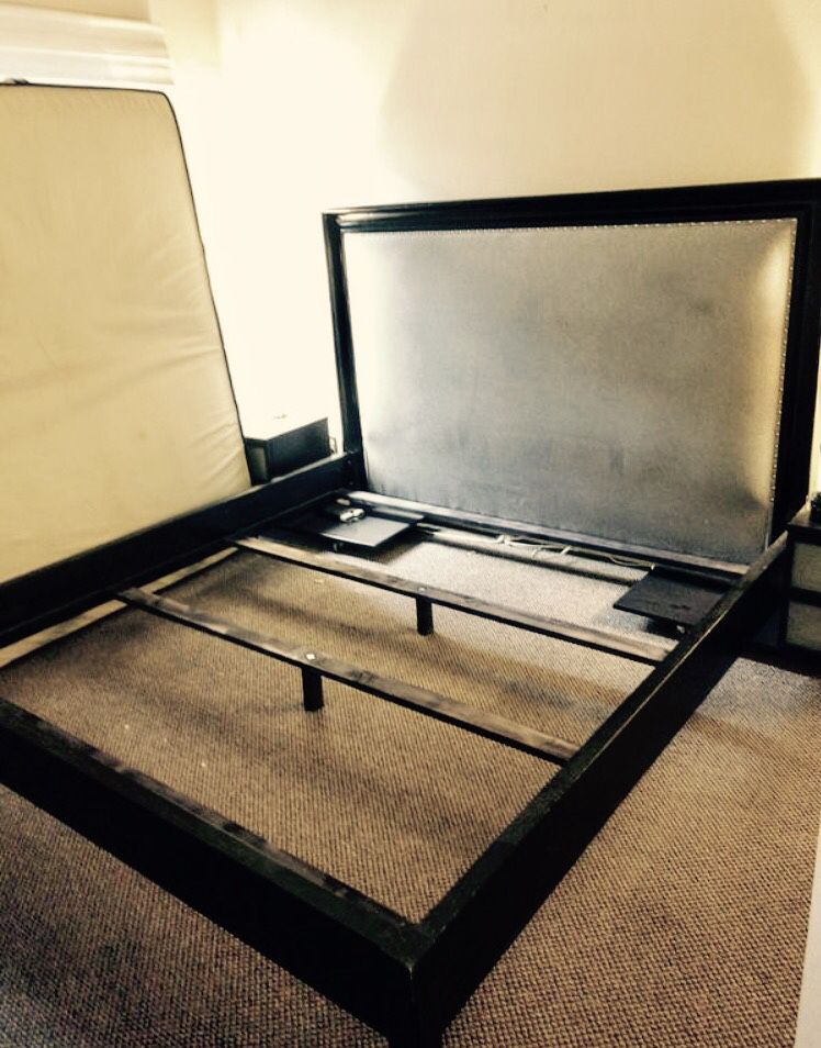 Beautiful black & grey Z-Gallerie King Bed Frame (aka Eastern King). Comes with boxes. $3,548.00 NEW asking $320 firm. No much use, lived in our gues