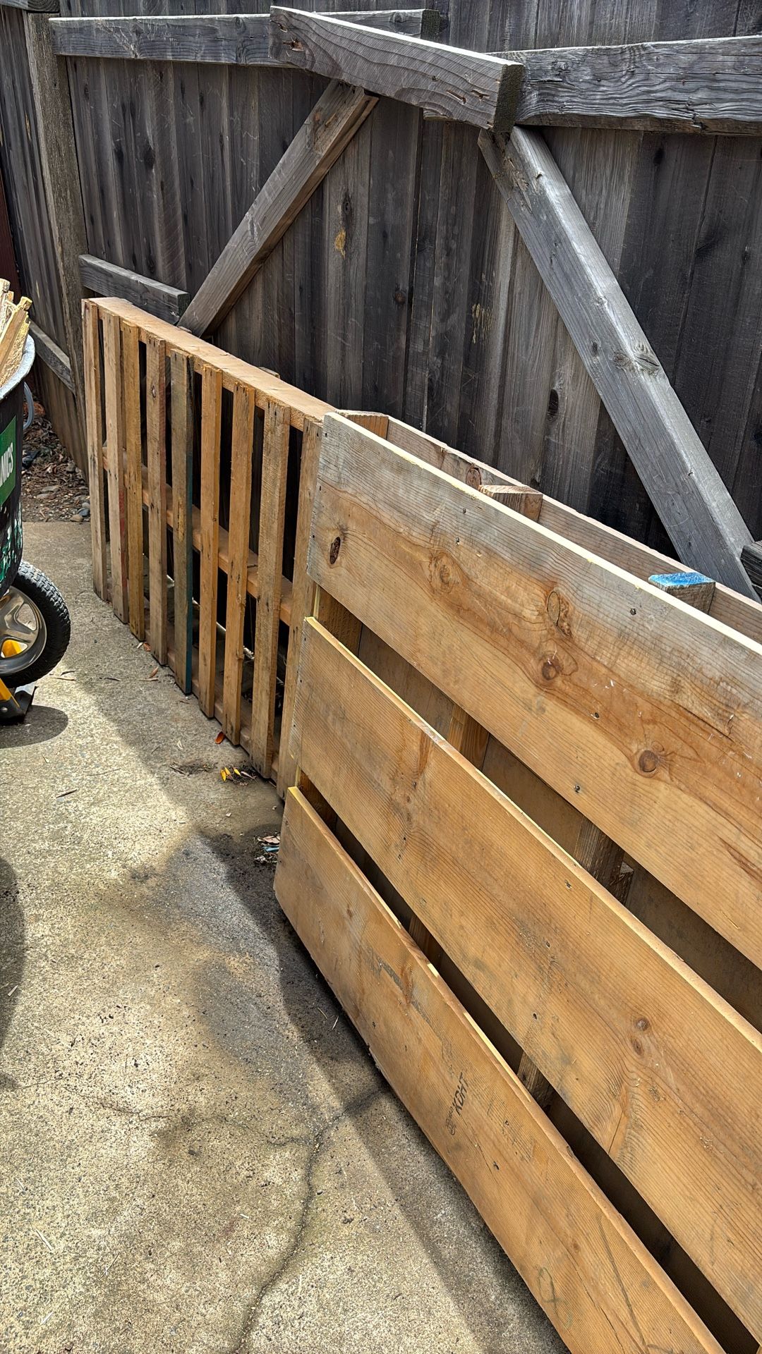 Free Pallets