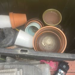 Pots 