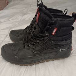 Vans Man Boots Size 7  