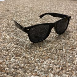 Rayban wayfarer Sunglasses