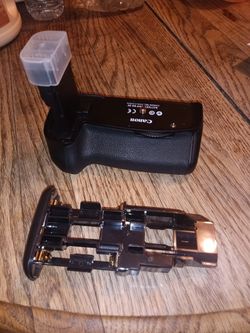 Canon BG-E9 BATTERY GRIP for EOS-60D 4740B001