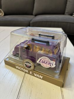 Lakers Chevron - Victor E. Van